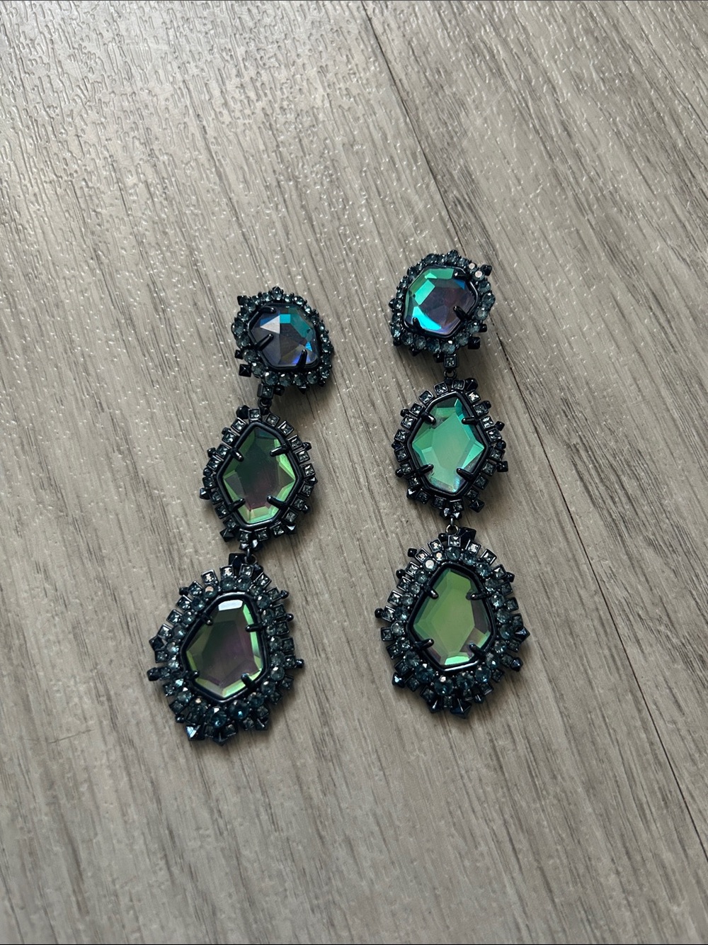 Kendra Scott Aria Statement Linear Triple Drop Earrings